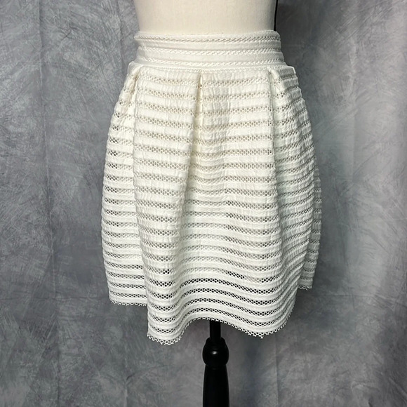 Sans Souci White Layered Skater Skirt - size Small - Picture 1 of 13